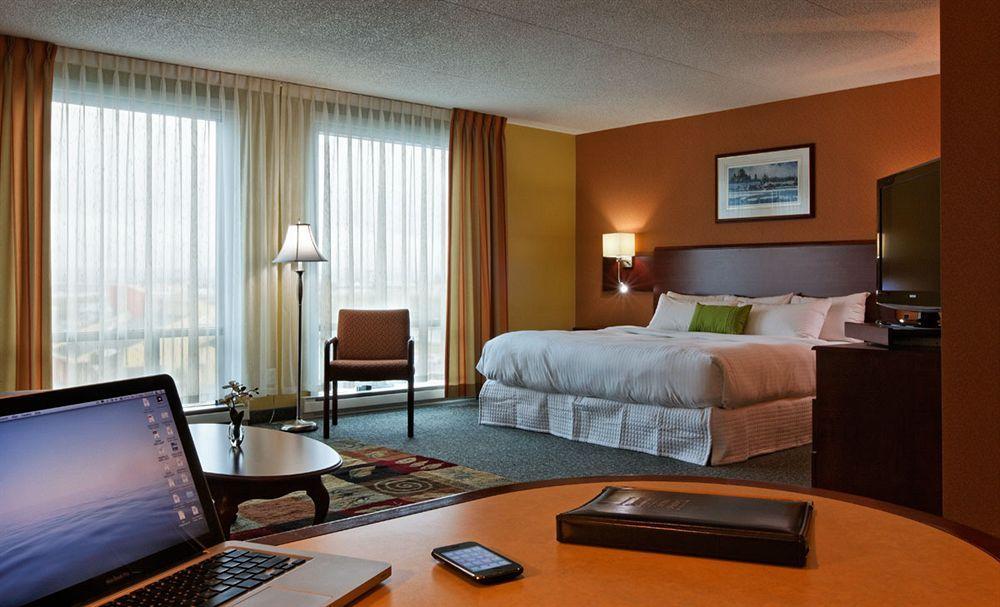 Hotel & Suites Normandin Quebec Eksteriør billede